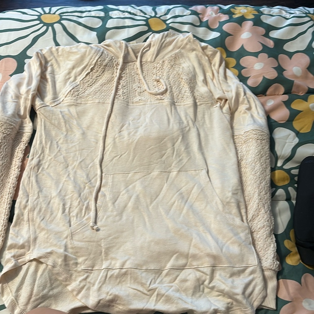 Cream hoodie shirt